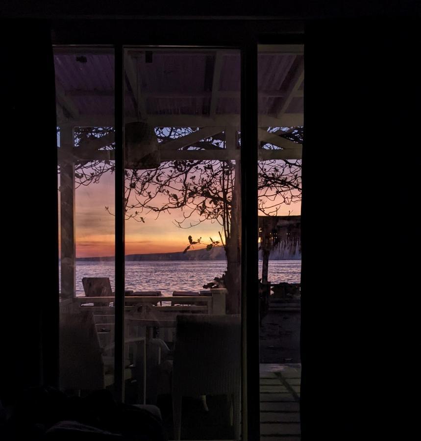 Gili Meno Mojo Beach Resort Exterior photo