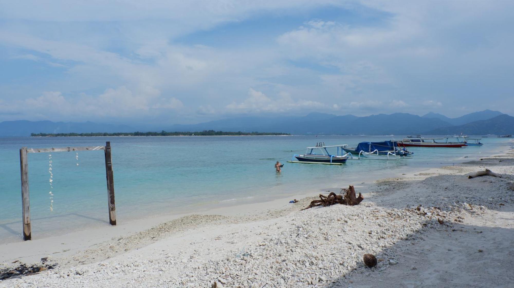 Gili Meno Mojo Beach Resort Exterior photo
