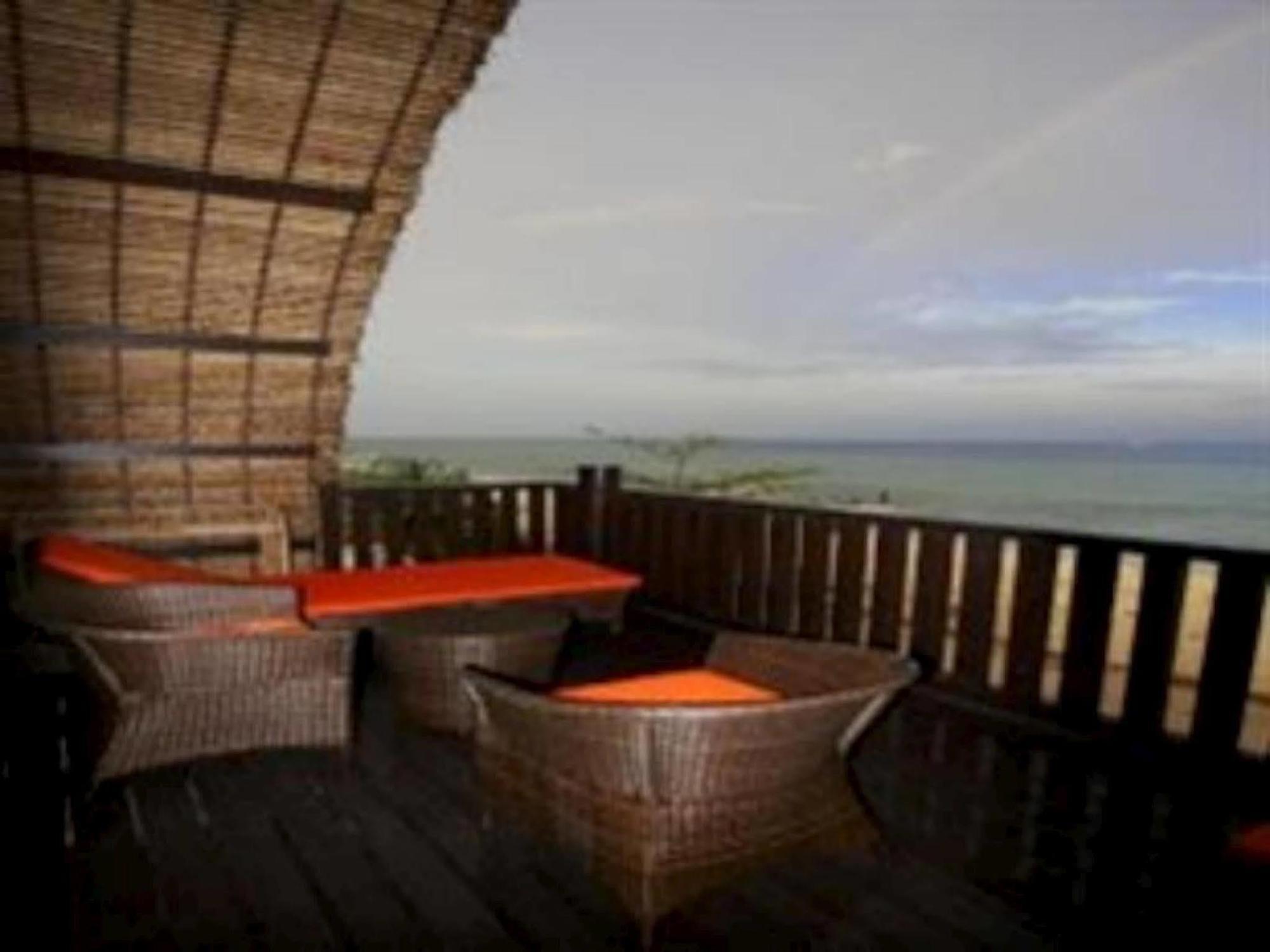 Gili Meno Mojo Beach Resort Exterior photo