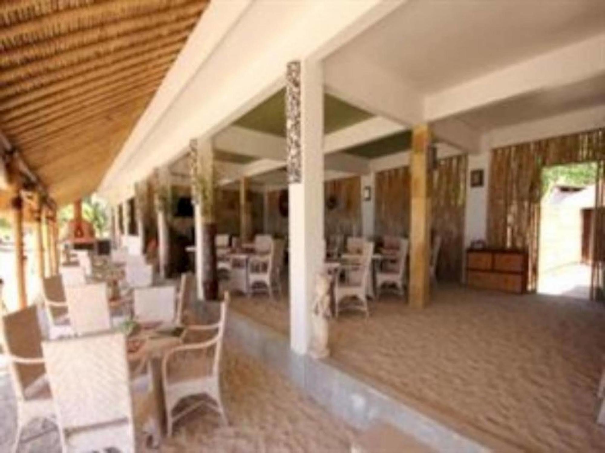Gili Meno Mojo Beach Resort Exterior photo