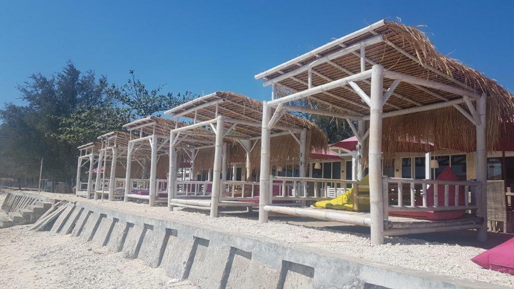 Gili Meno Mojo Beach Resort Exterior photo